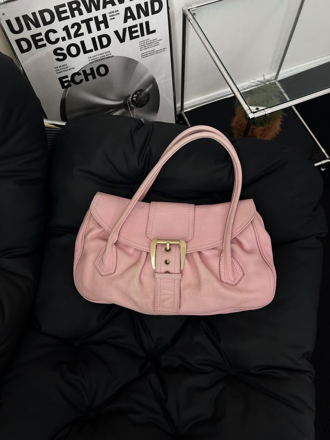 셀린느 마카담 버클 숄더백 상품이미지2