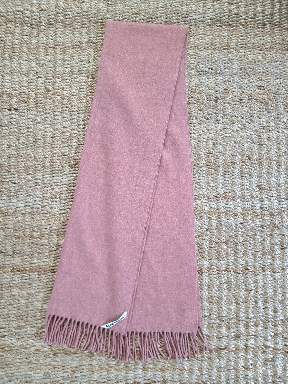 아크네 머플러 상품이미지1