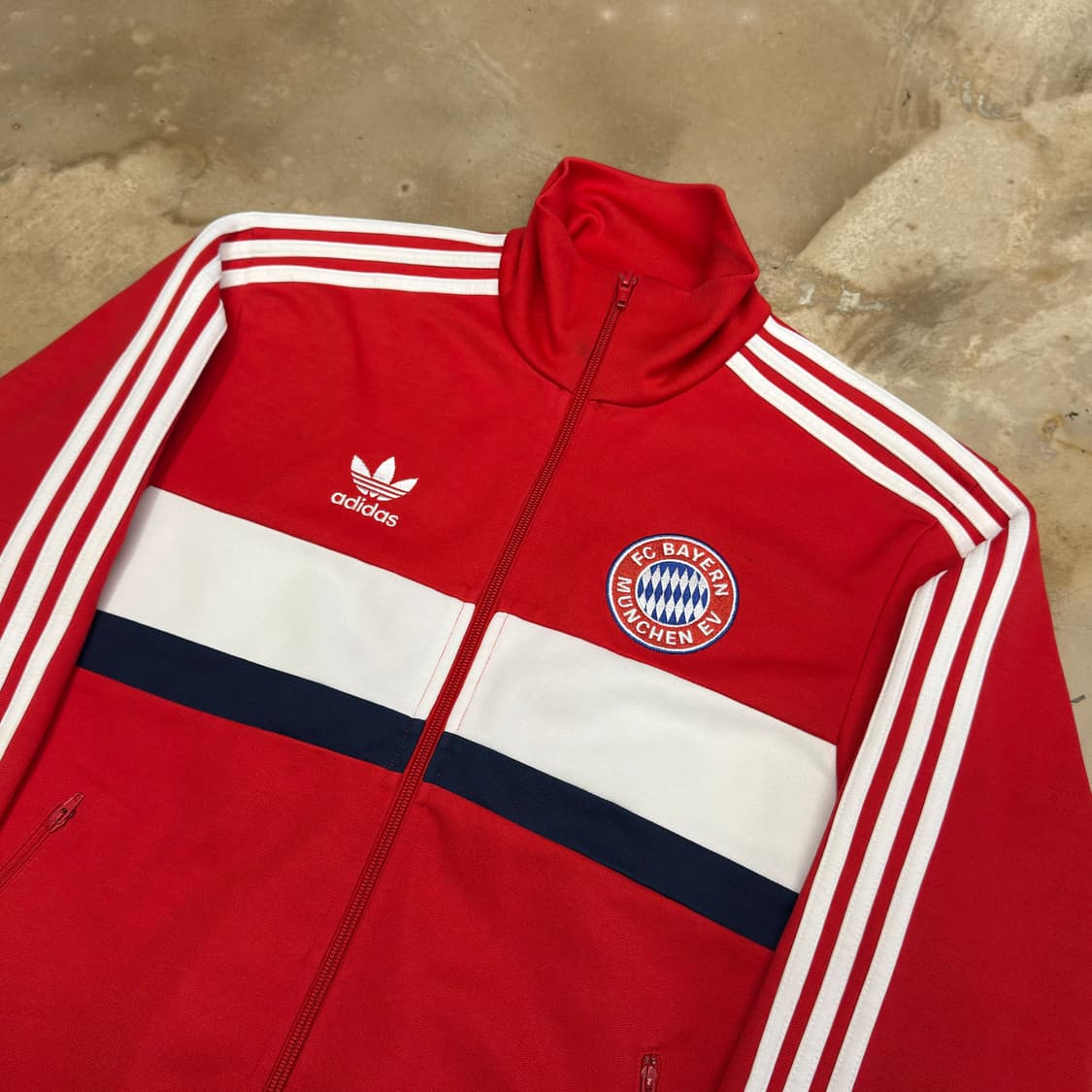95 아디다스 바이에른 뮌헨 레드 트랙탑 상품이미지1