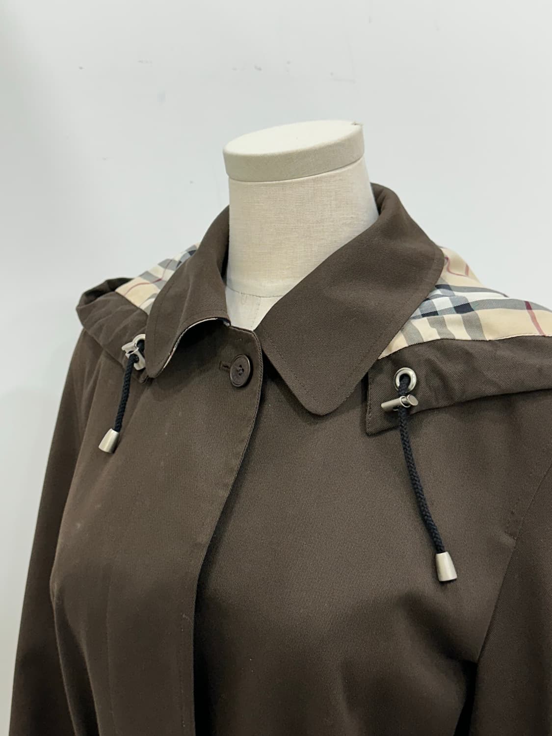 버버리 벨티드 트렌치코트 상품이미지6