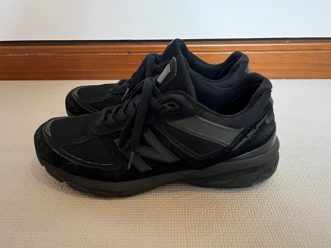 무료배송 - Made in USA 뉴발란스 990v5(트리플블랙) 270 상품이미지1