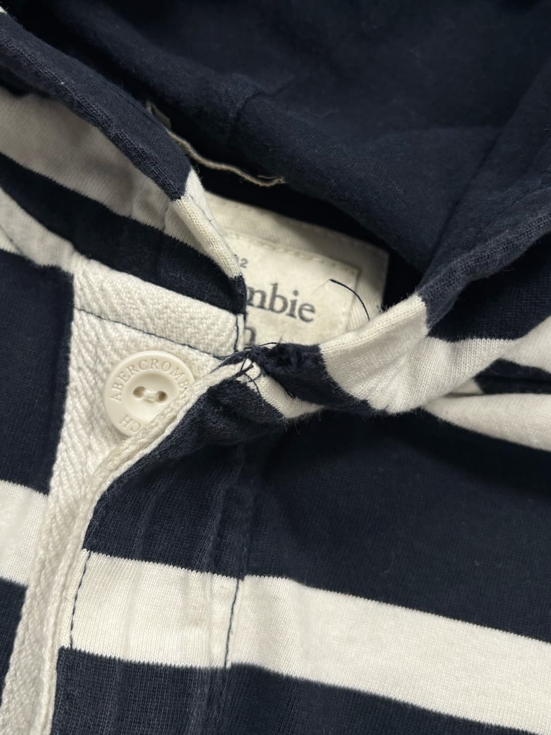 아베크롬비 네이비 스트라이프 후드 상품이미지6
