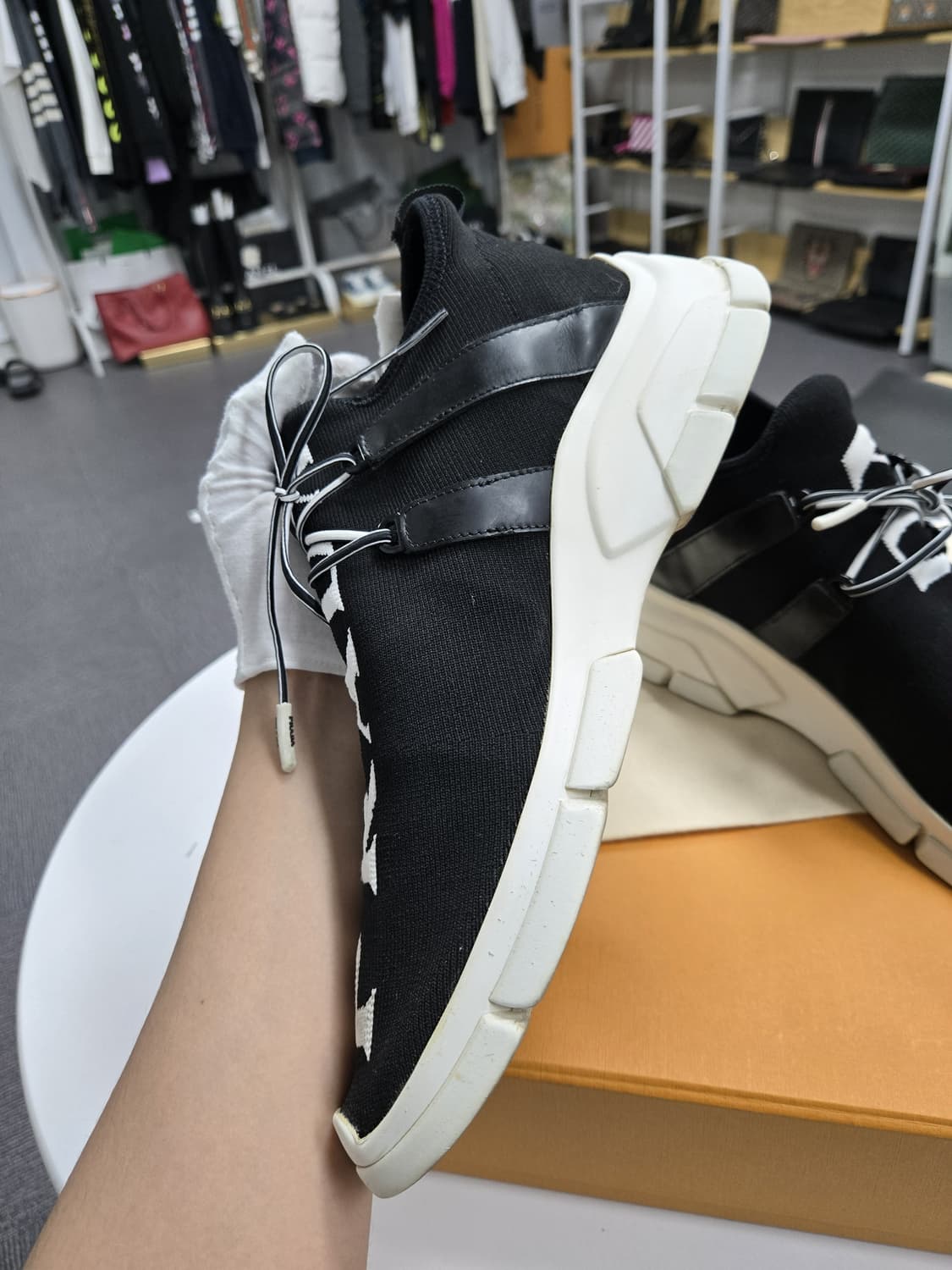 [A급컨디션]프라다 니트 스니커즈 상품이미지3