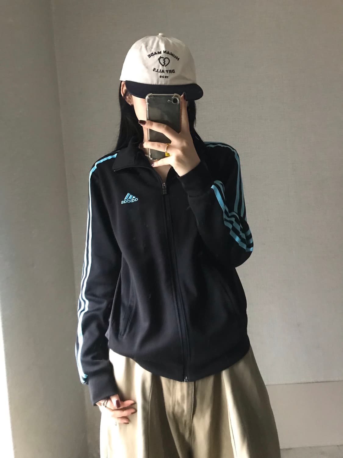 아디다스 블랙 연하늘 져지 상품이미지1