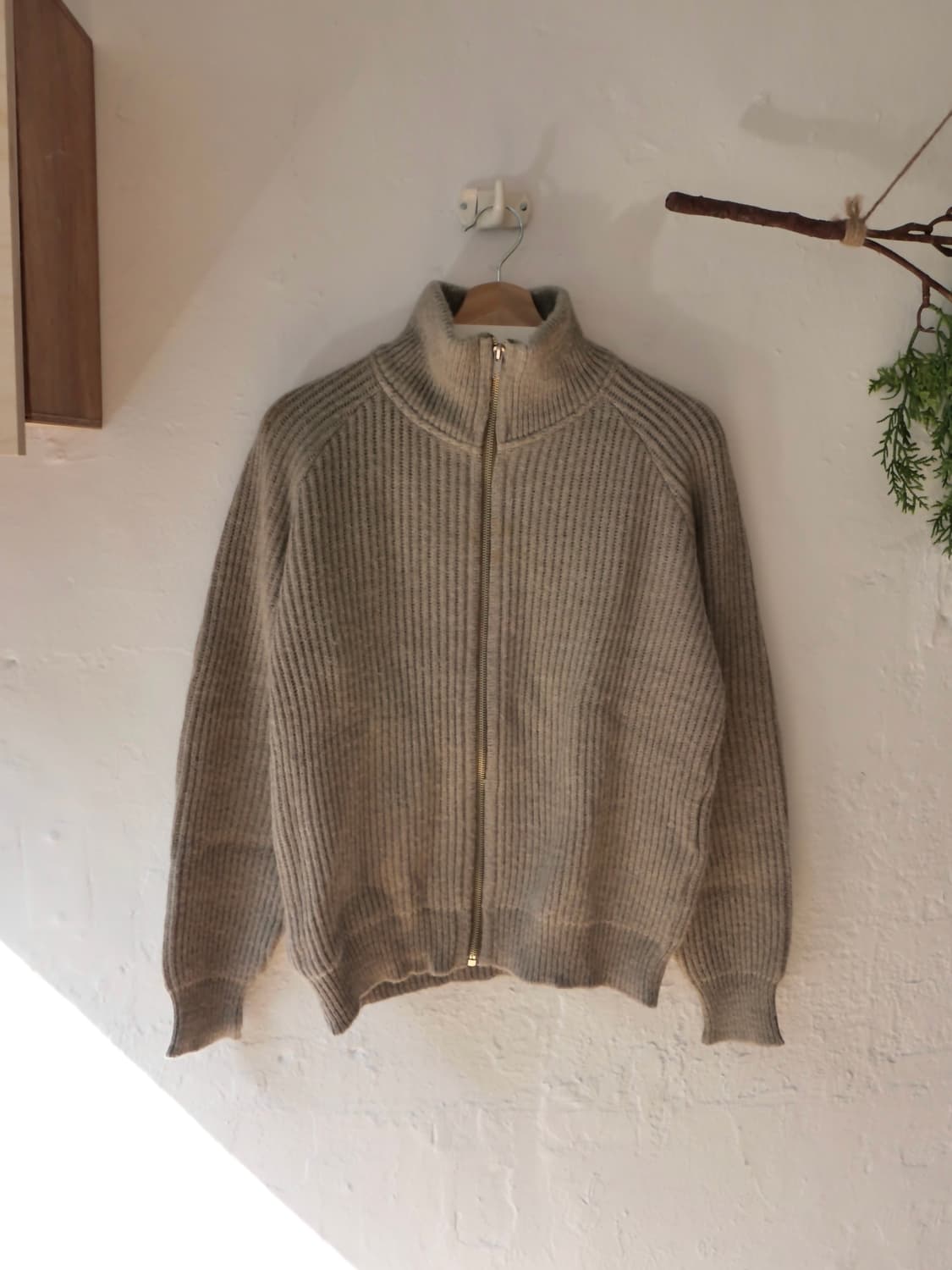 스테판 슈나이더 알파카 니트 집업 상품이미지1