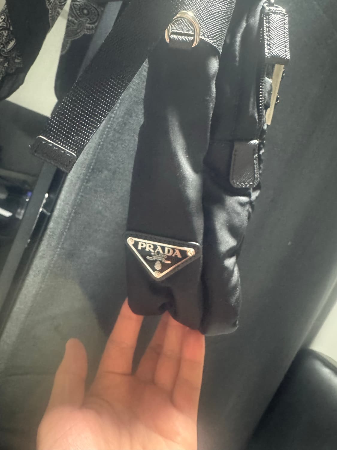 프라다 테수토 나일론 크로스백 상품이미지2