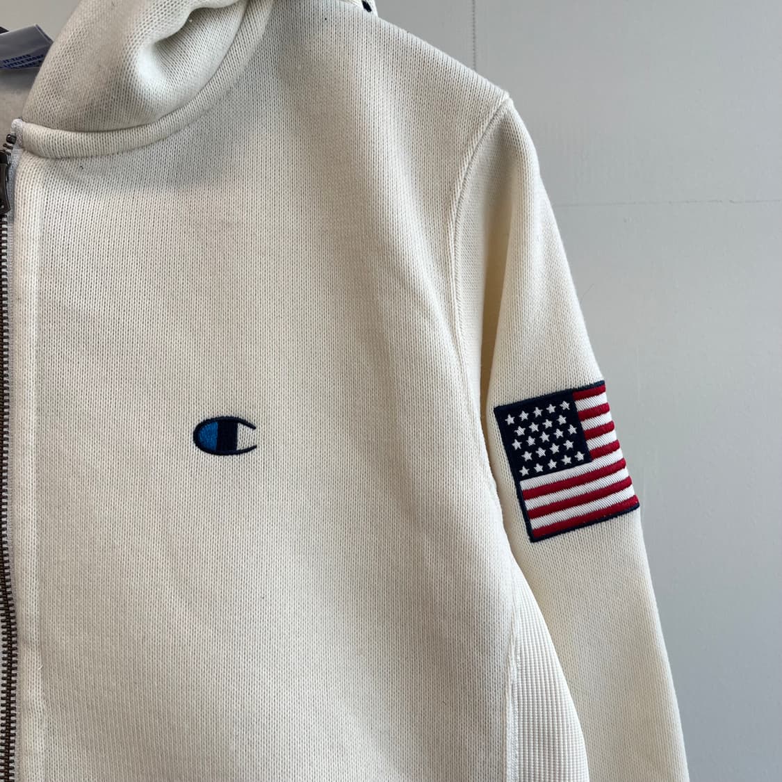 챔피온 패치로고 후드집업 상품이미지5