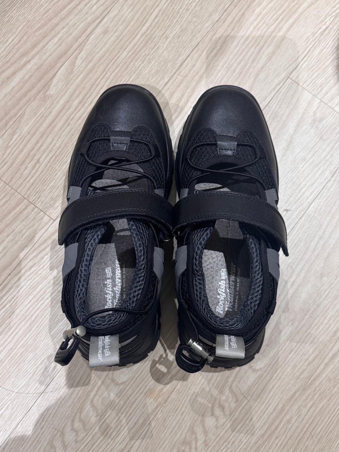 락피쉬웨더웨어 벨크로 스니커즈 - 블랙 상품이미지1