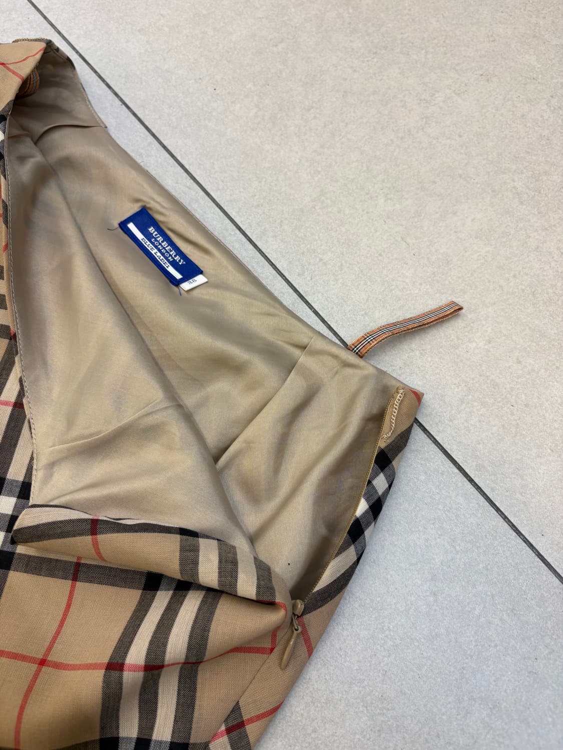 [ 38 ] 버버리 블루라벨 노바체크 미디 스커트 상품이미지3