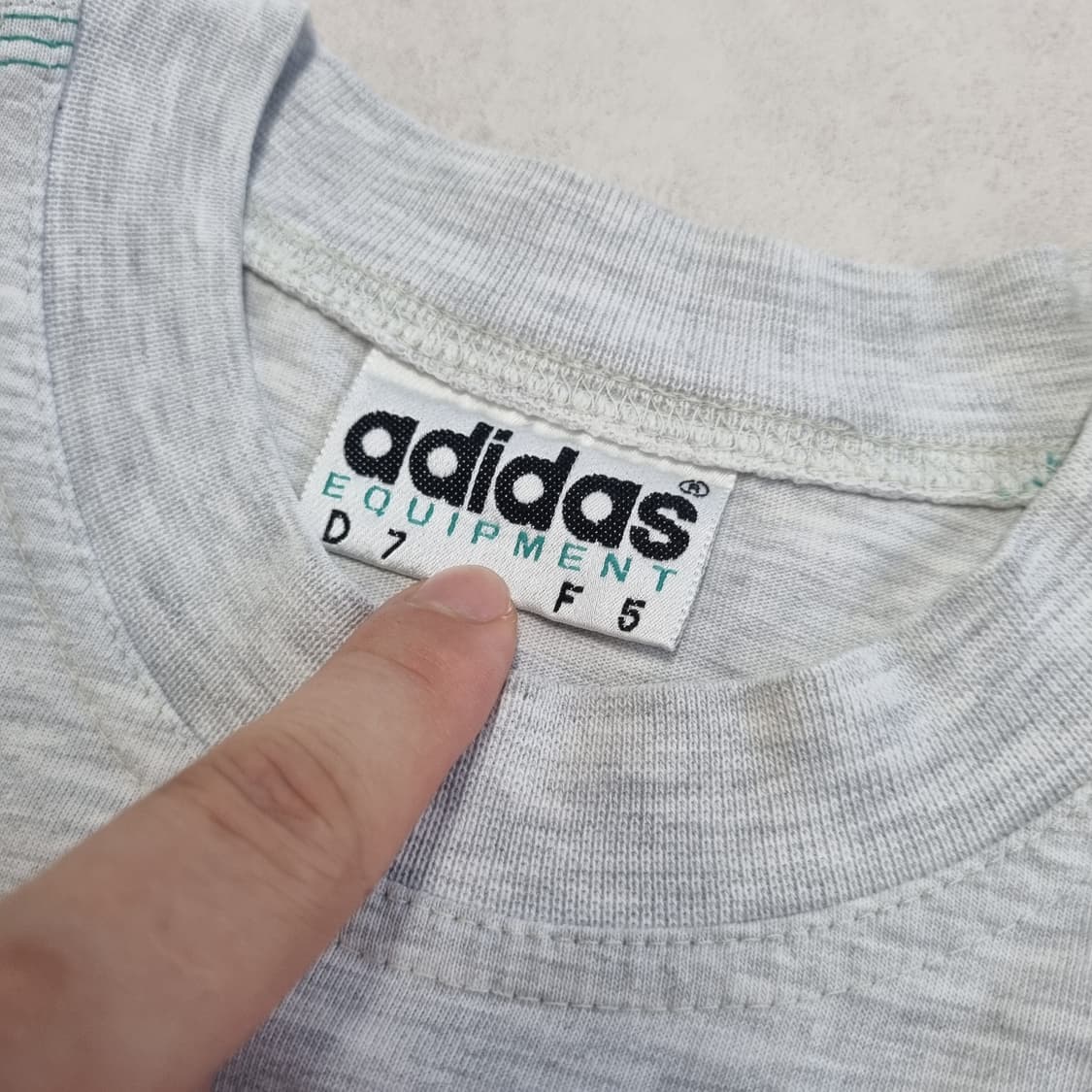 90s ADIDAS 이큅먼트 반팔티 - L 상품이미지9