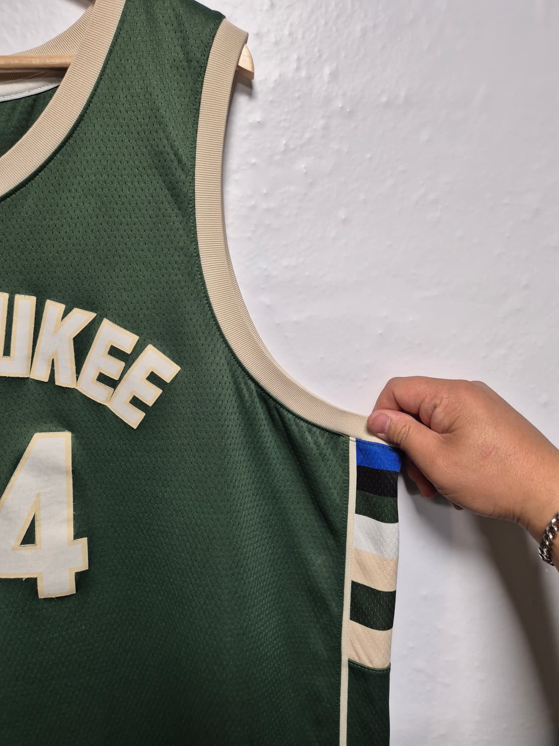 나이키 야니스 아데토쿤보 벅스 유니폼 34번 그린 3XL 상품이미지3