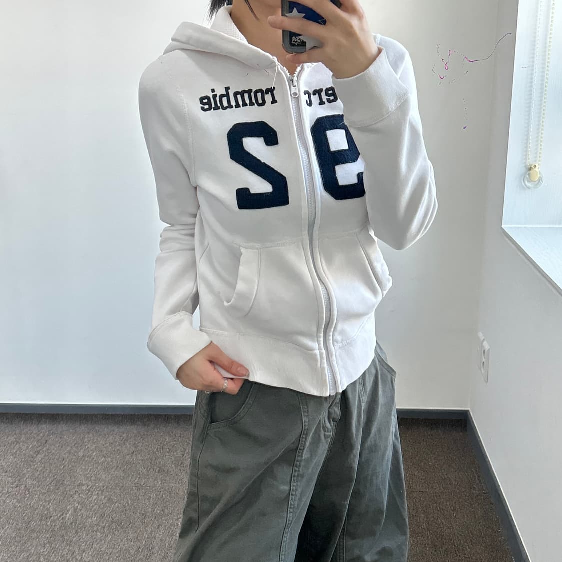 Abercrombie 스펠아웃 92 로고 화이트 후드집업  상품이미지2