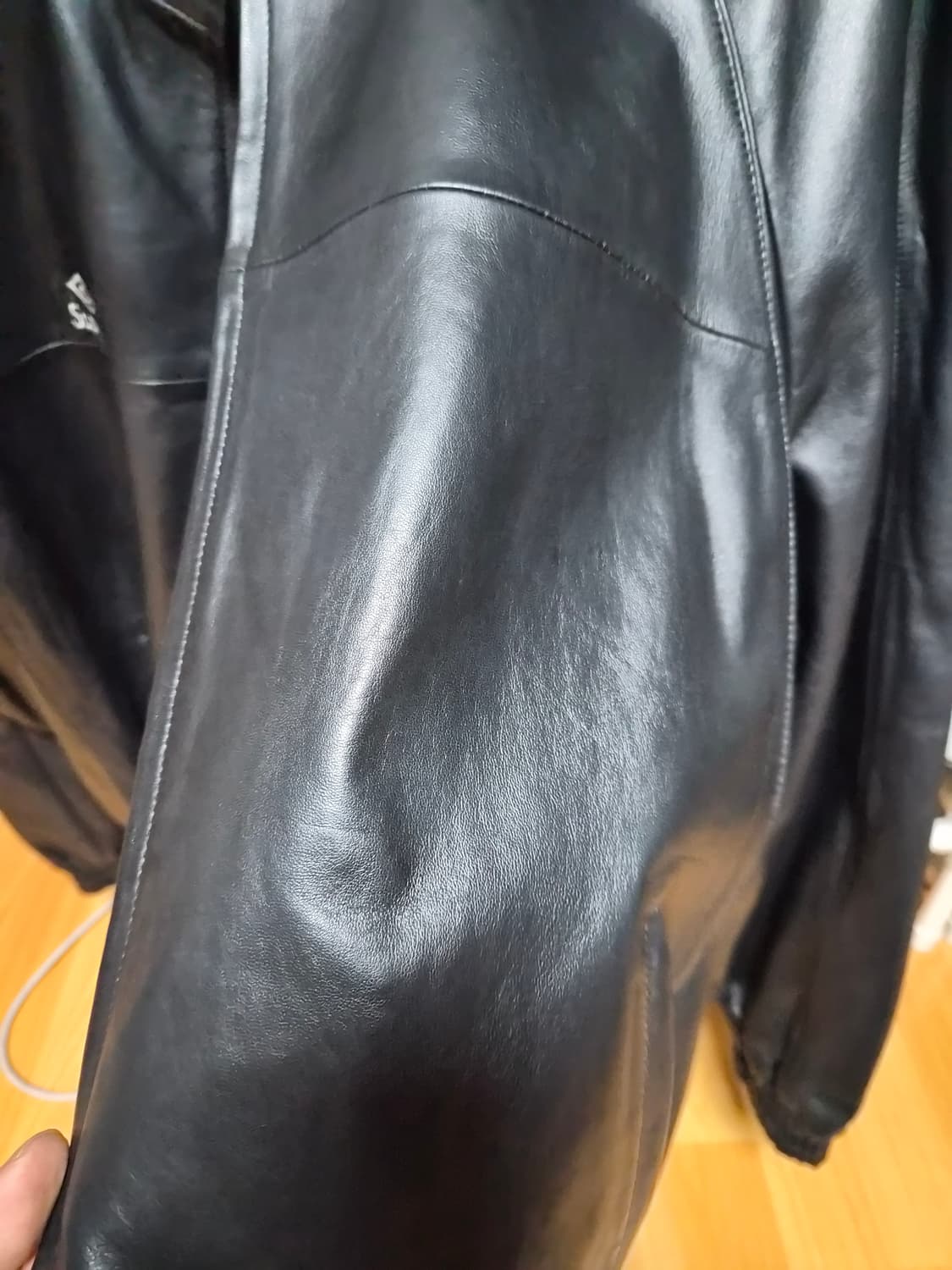 슈프림X엄브로 레더 트랙 자켓 상품이미지7