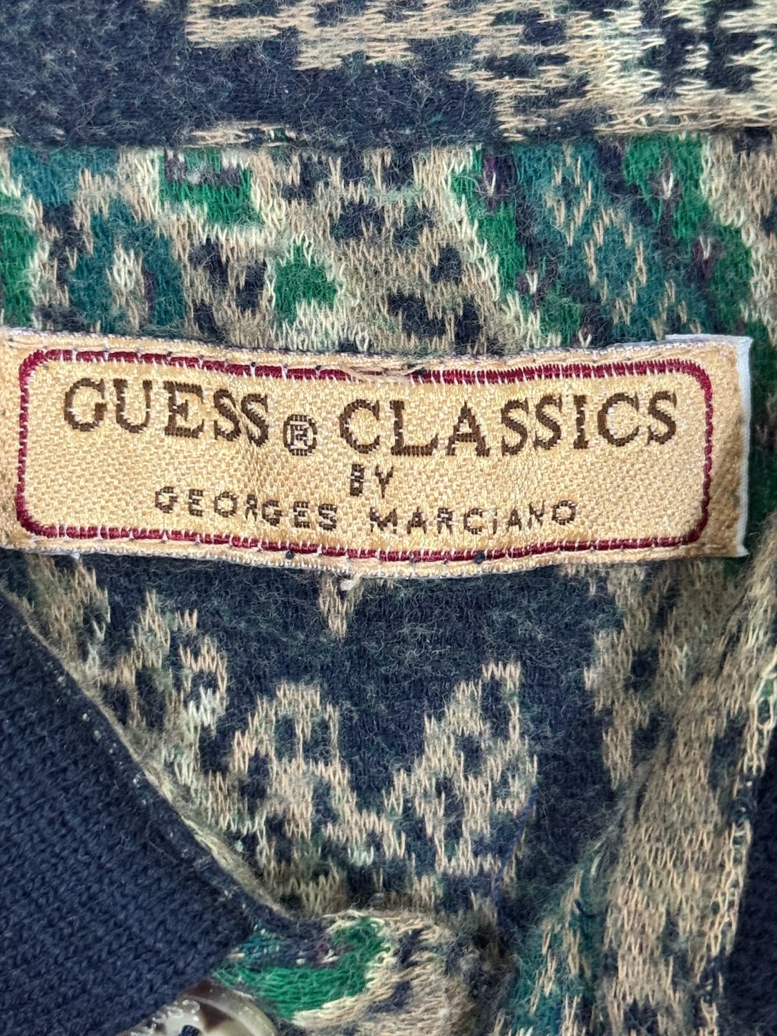 게스 클래식 페이즐리 스웨터 사이즈 100~105 새상품급 상품이미지2