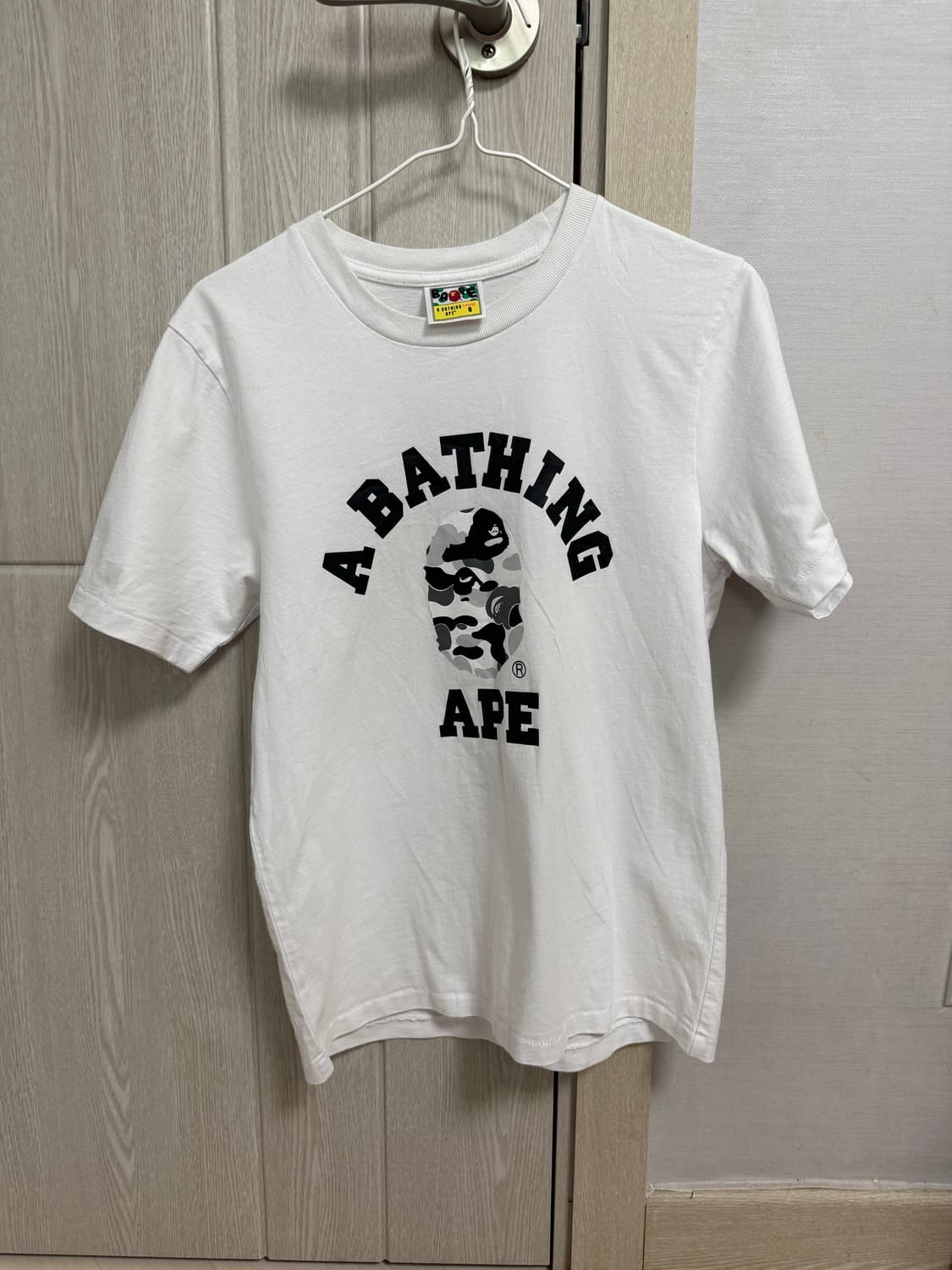 Bape 베이프 카모 컬리지 반팔티 상품이미지1