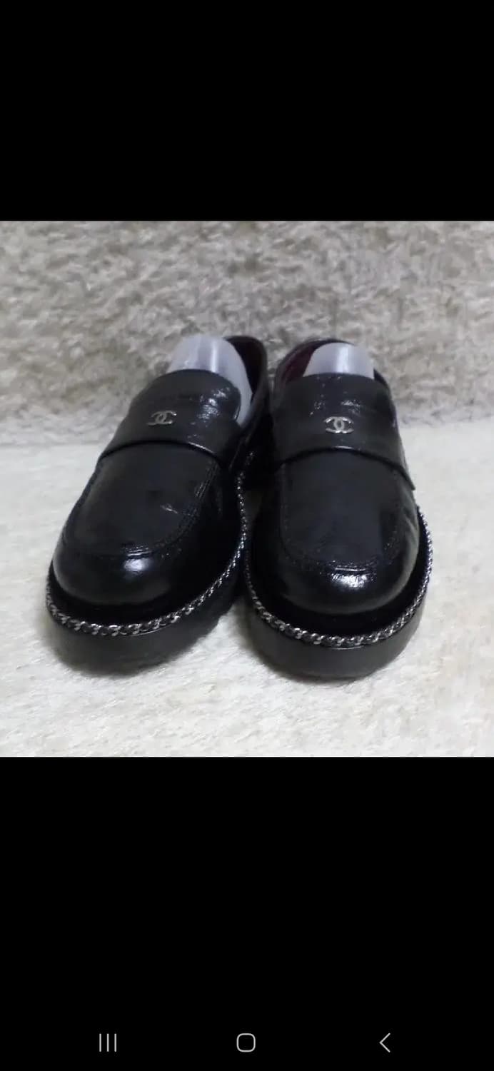 225 샤넬 17fw 샤넬 체인 사이드 장식 미니로고 로퍼 구두 더비슈즈 상품이미지1
