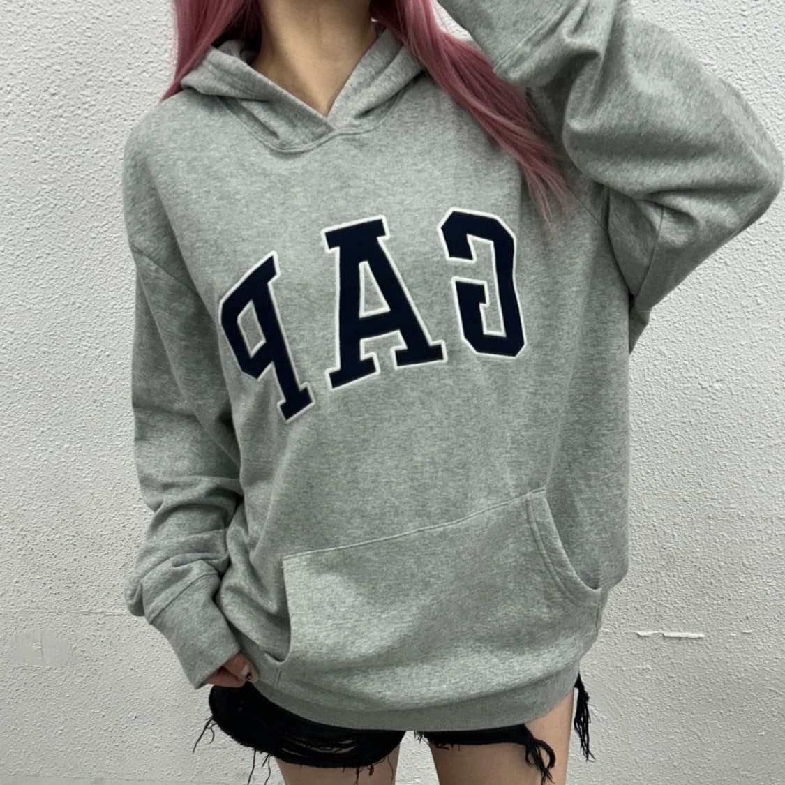 갭 센터로고 그레이 후드 XL 상품이미지1