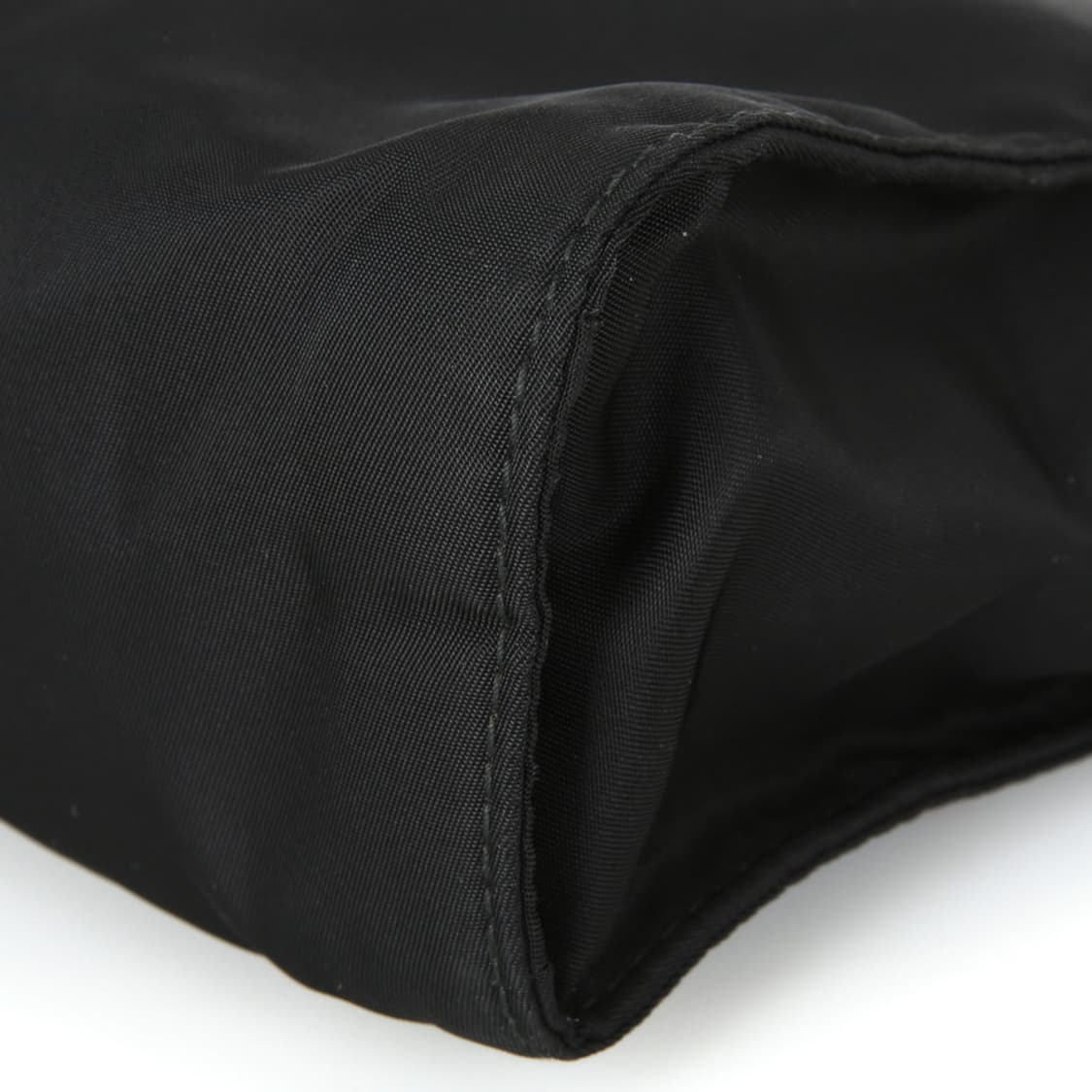 프라다 리나일론 클러치 삼각로고 파우치 스트랩 2NE789 상품이미지7