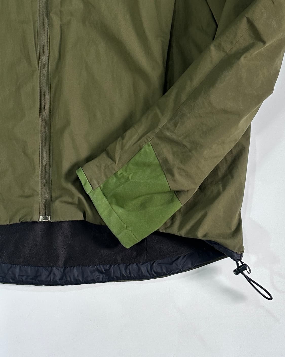 아크테릭스 솔라노 카키 자켓 (va.38) 상품이미지4