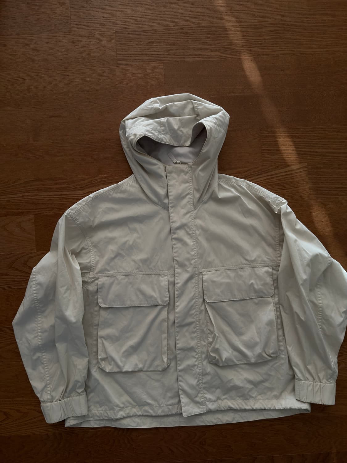 유니클로u 24ss 유틸리티후드 자켓 XL 상품이미지2