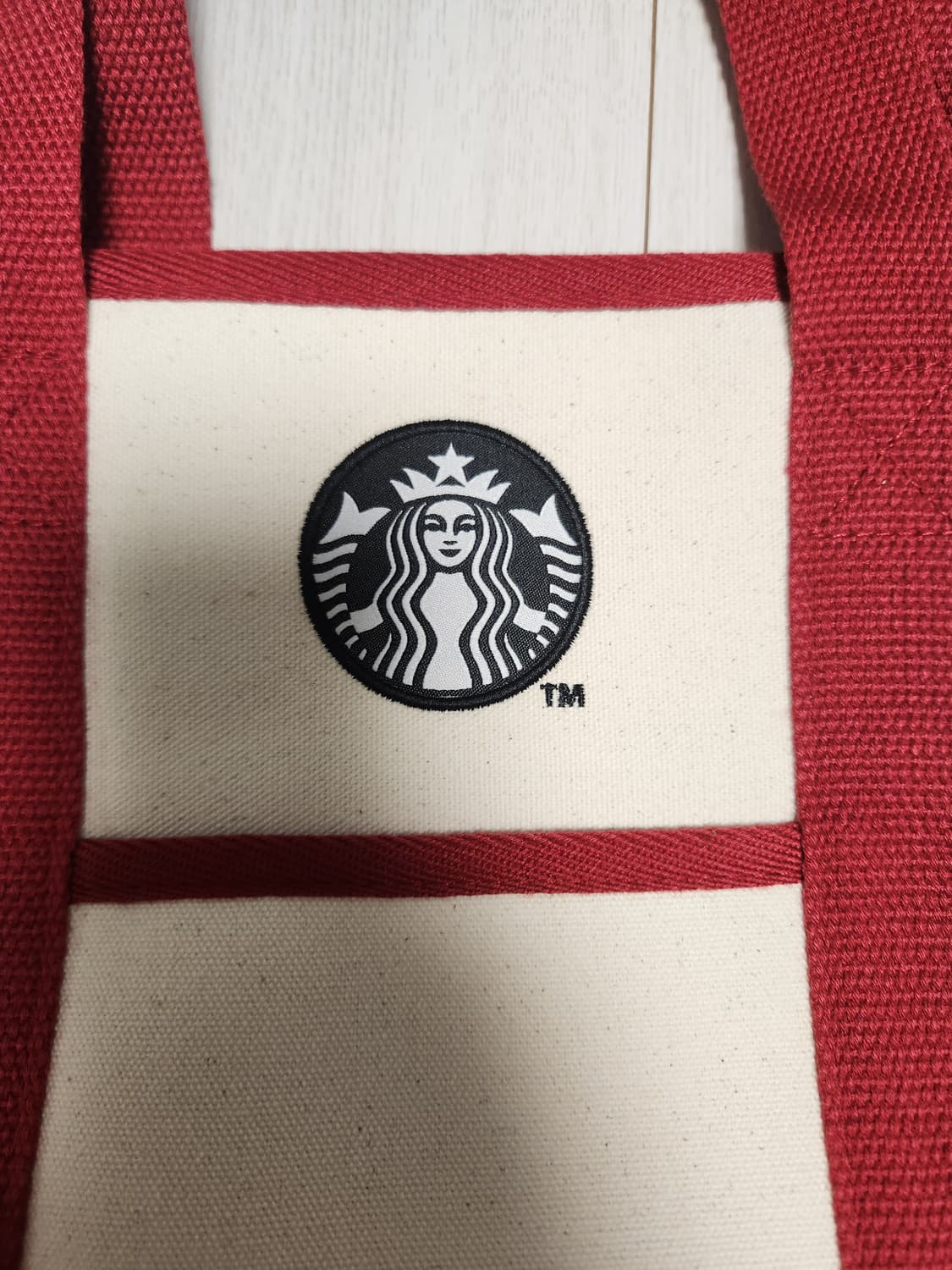 새상품)스타벅스 캔버스 토트백(힐스테이트콜라보)

사이즈 치수사진 참조^ 상품이미지2