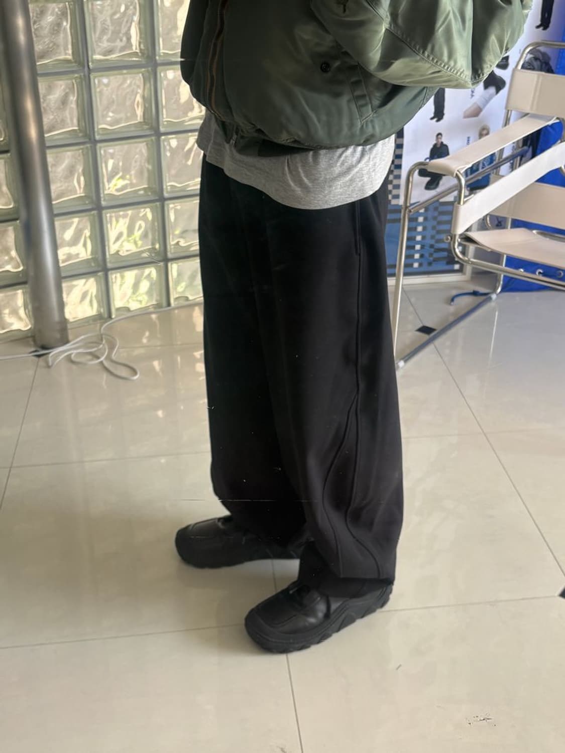 WIDE SWEATPANTS 통 넓은 트레이닝 바지 상품이미지1