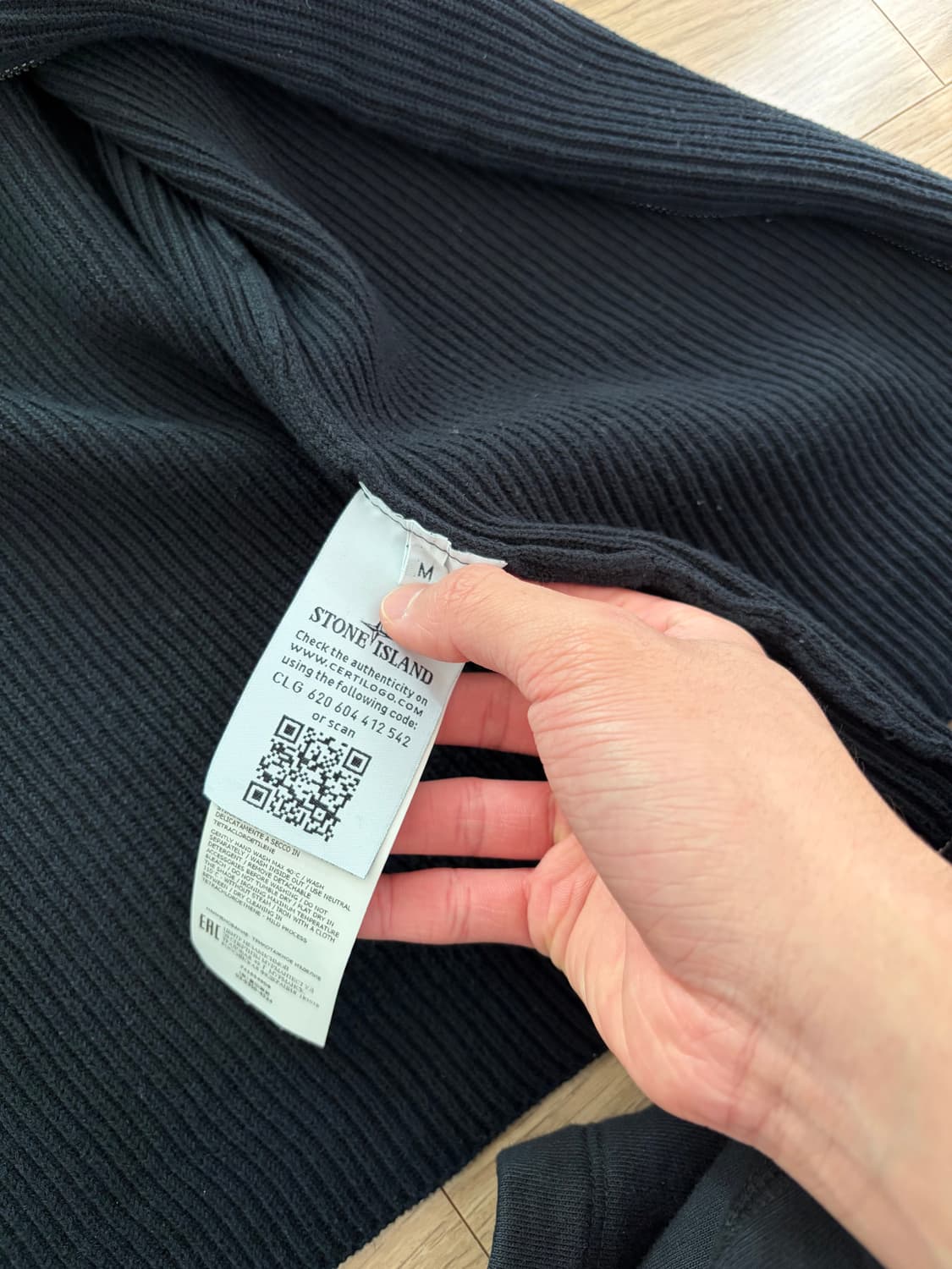[M] 스톤아일랜드 블랙 니트 집업 상품이미지8