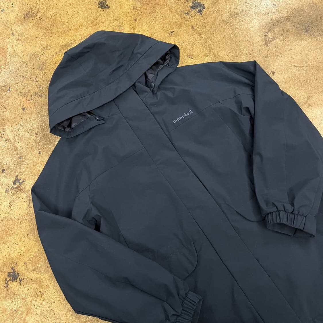[정품/95] 몽벨 후드 바람막이 블랙 b17 상품이미지1