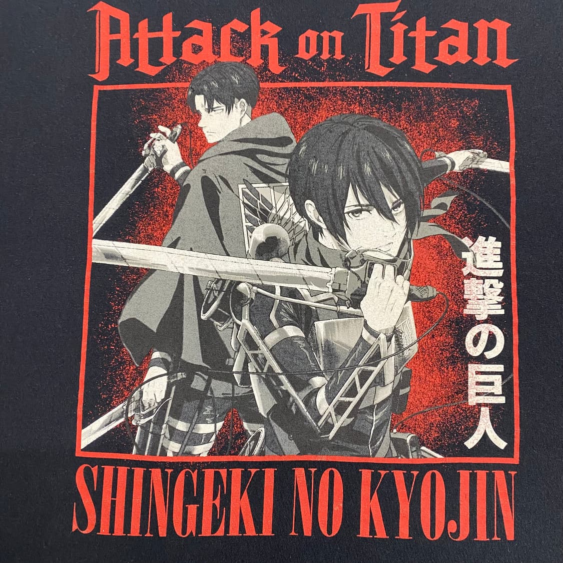 진격의거인 오피셜 애니메이션 티셔츠 상품이미지4