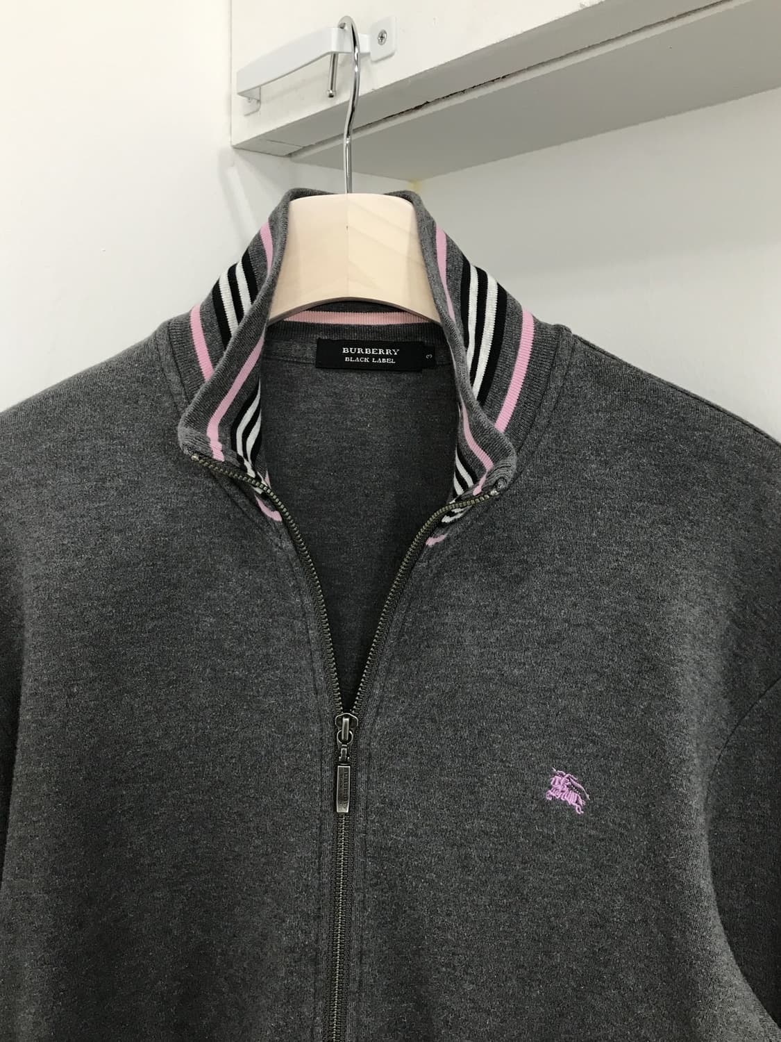 Burberry Pink Detail Zip-Up 상품이미지8