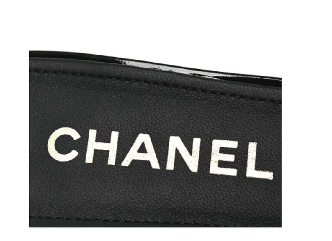 [정품] CHANEL 샤넬 CC 로고 메쉬 에나멜 뮬 샌들 240
 상품이미지4