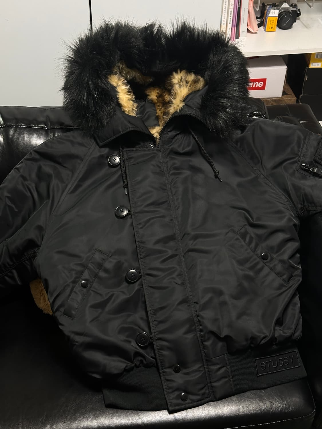 스투시 x 알파 인더스트리 N-2B 숏 웨이스트 파카 블랙 (m) 상품이미지1