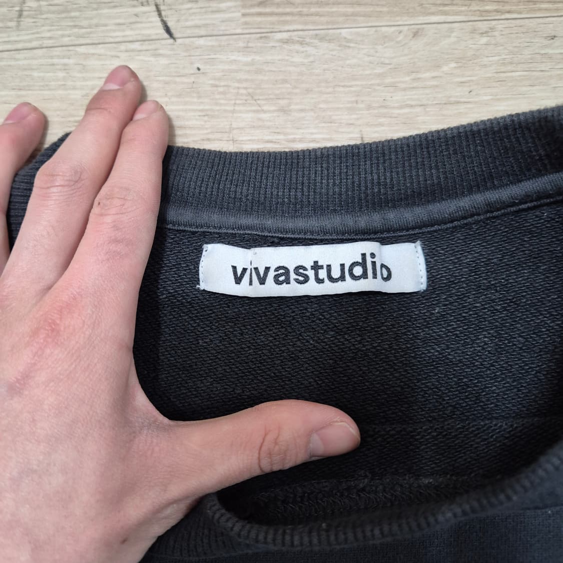 비바스튜디오 플라워 빅프린팅 맨투맨 L(100) 상품이미지4