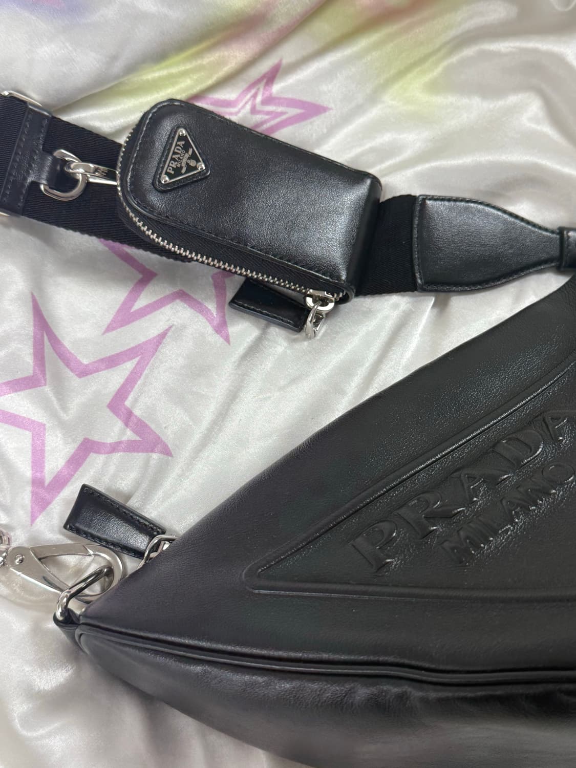 프라다 트라이앵글백 (구매영수증 첨부) 상품이미지3