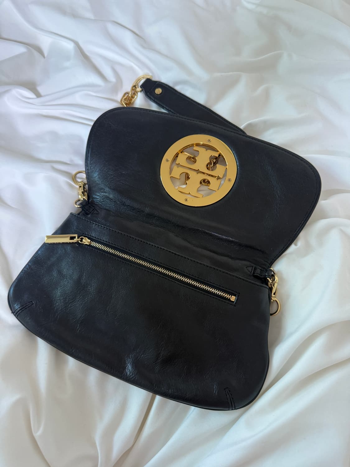 토리버치 블랙 레더 금장 체인 숄더백 상품이미지3