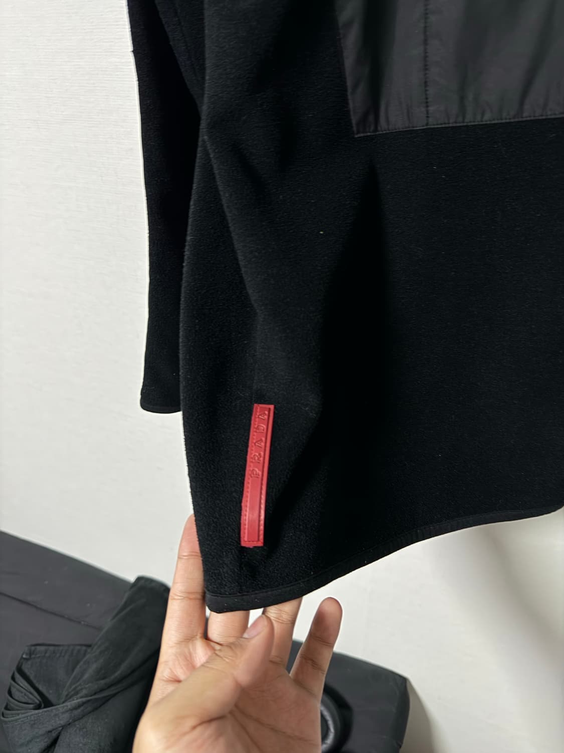 프라다 스포츠90s 더블 레이어드 칼라 플리스 나일론 반집업 상품이미지7