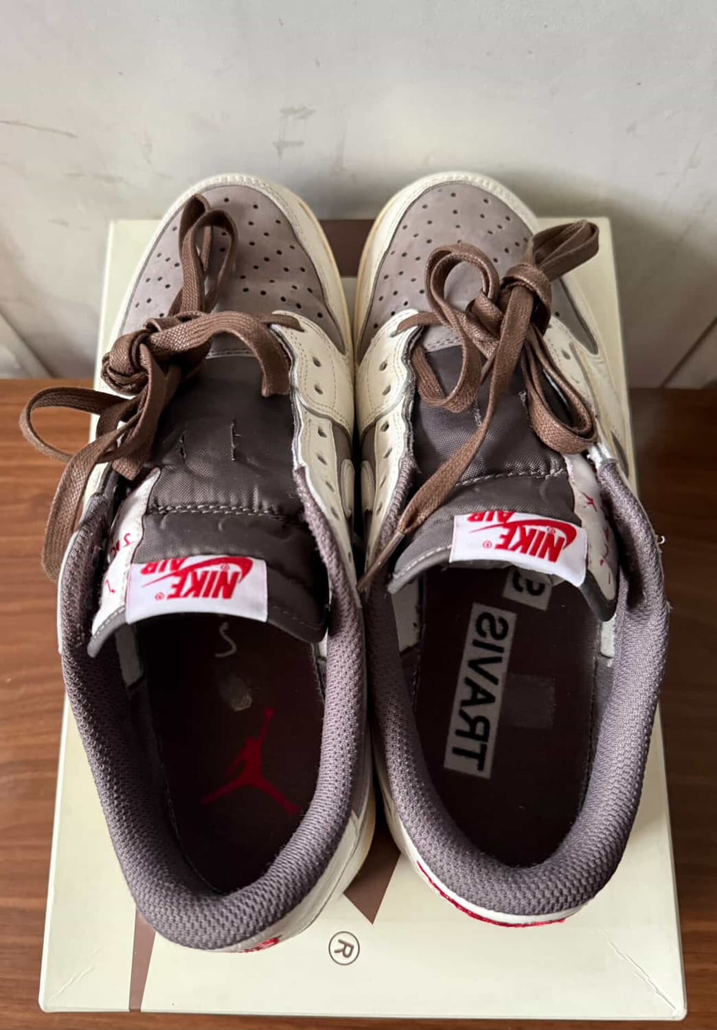 트래비스 스캇 리버스 모카 상품이미지4