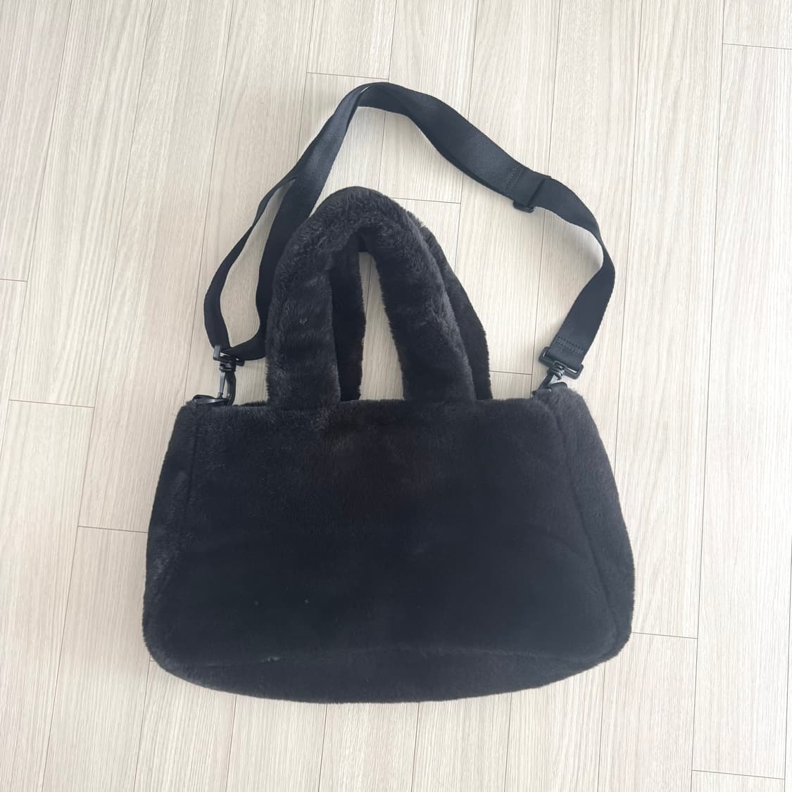 나이키 빅스우시 퍼 가방 상품이미지3