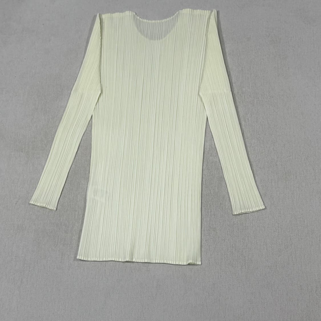 Ivory Long Sleeve Top 상품이미지4