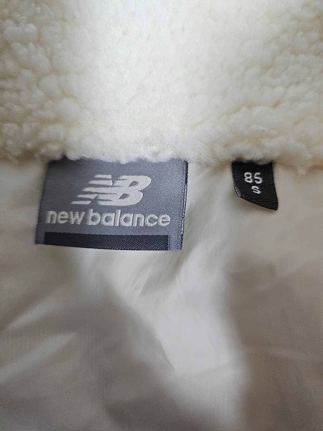 뉴발란스 여성 플리스베스트 S 상품이미지3