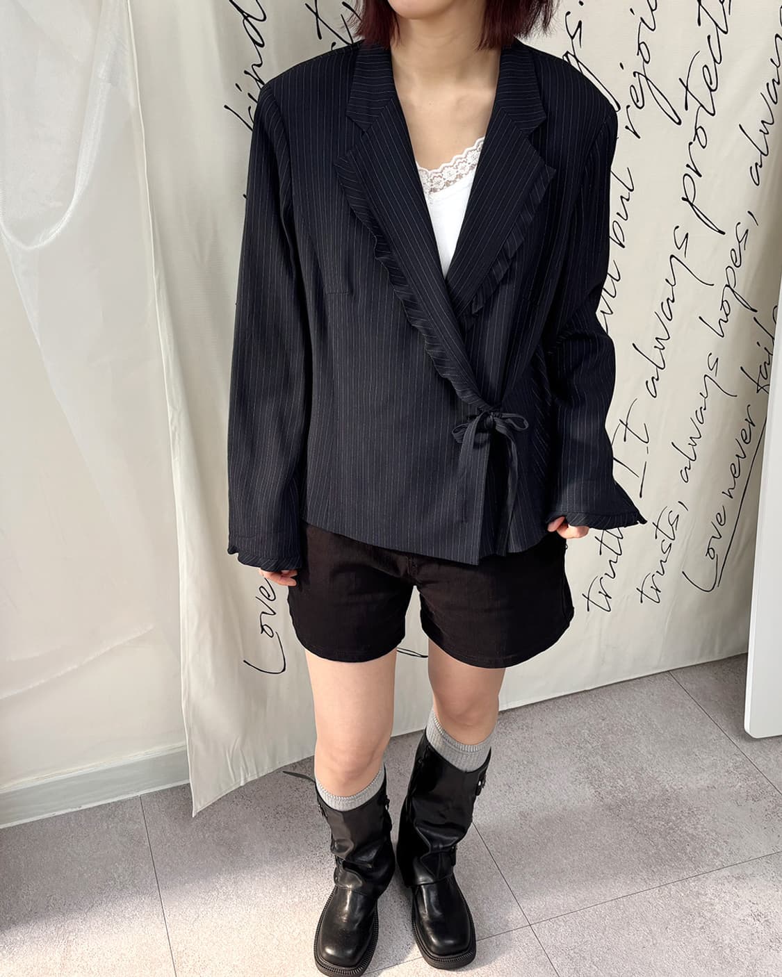 ixi pinstripe frill detail wrap jacket 상품이미지1