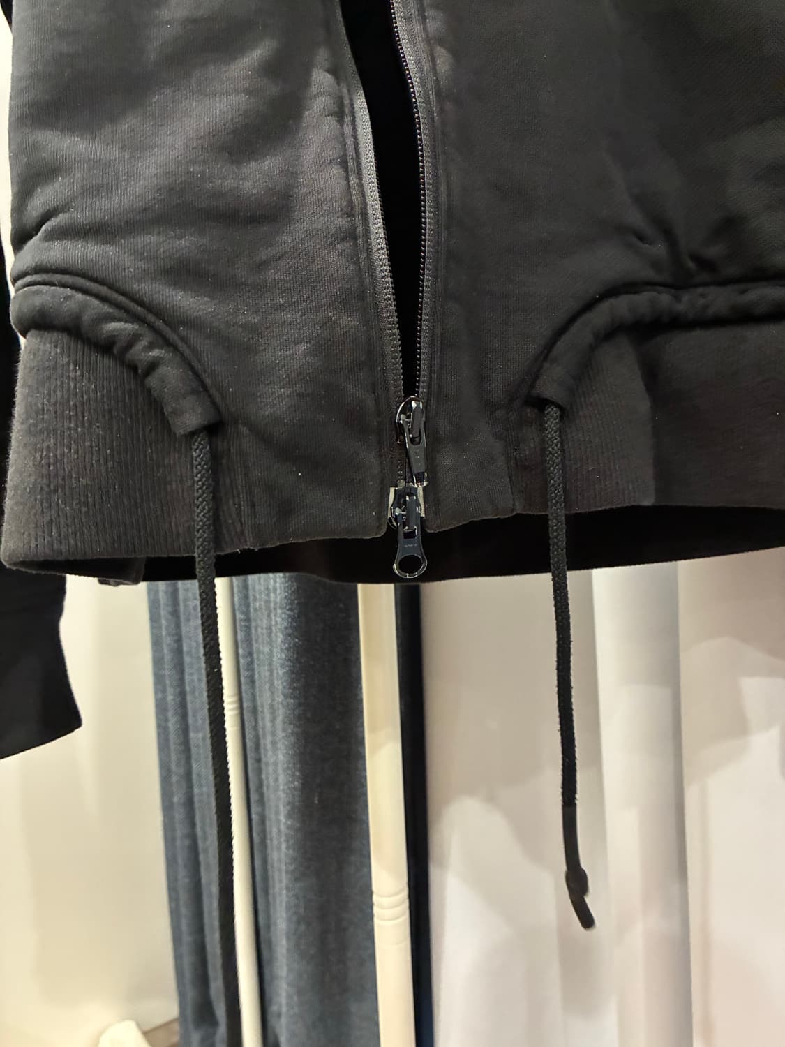 Y-3 디컨스트럭티드 후드티 상품이미지4