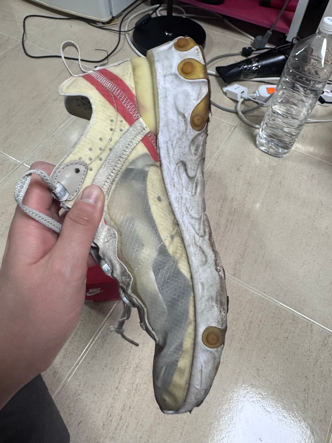 나이키 리액트 엘리먼트 87 세일 라이트 본 265사이즈 상품이미지6