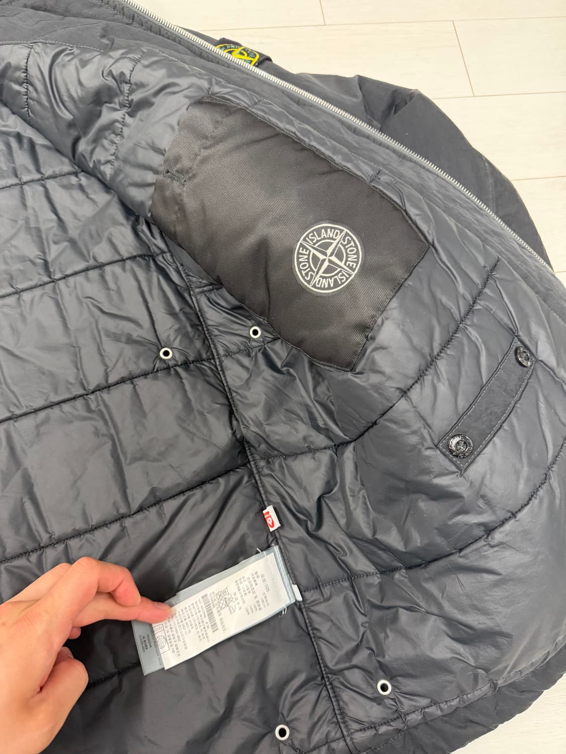 백화점판) 스톤아일랜드 하이퍼 덴스 프리마로프트 자켓 105 사이즈  상 상품이미지8