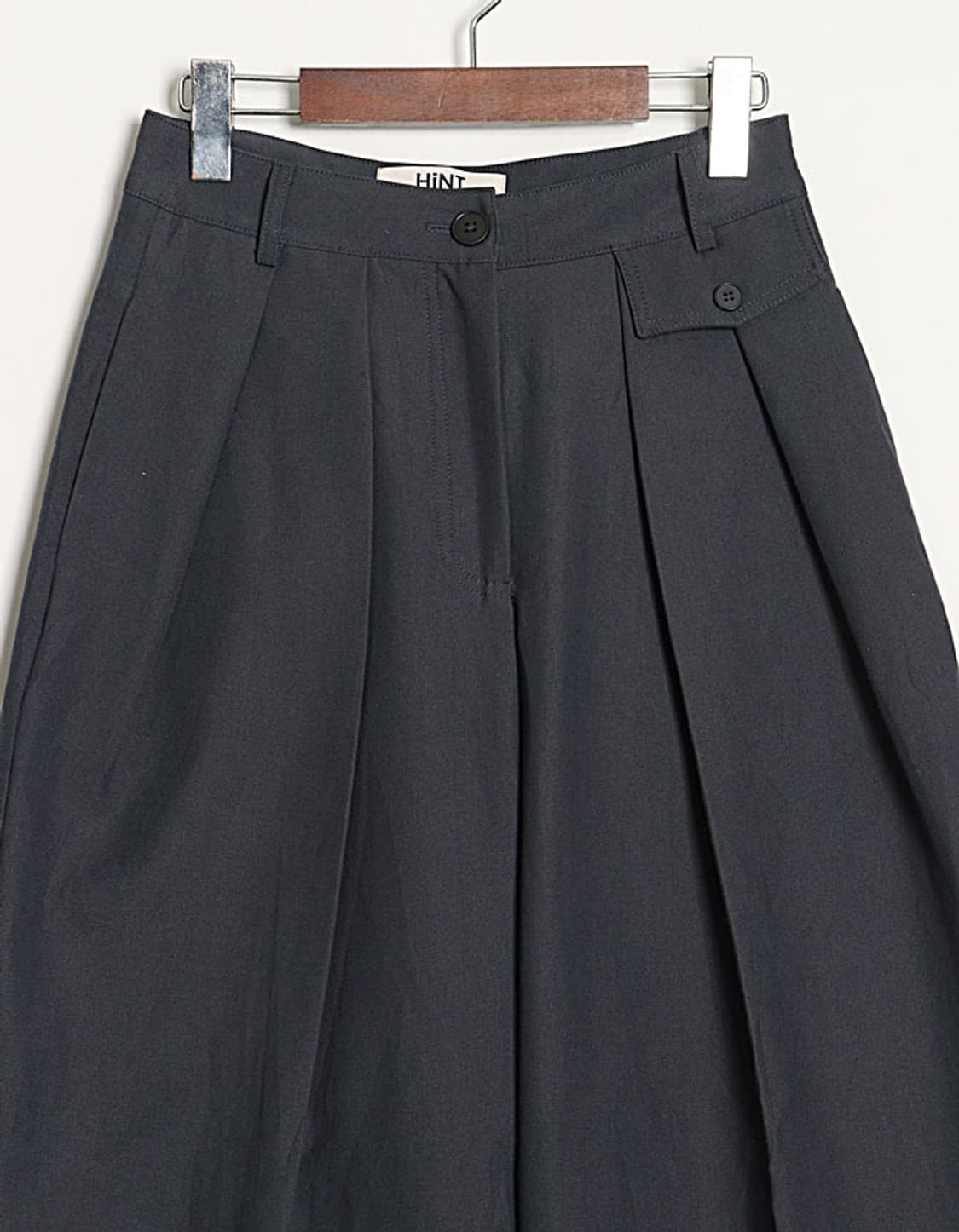 HiNT Tuck Wide Tapered Slacks (28) 상품이미지2