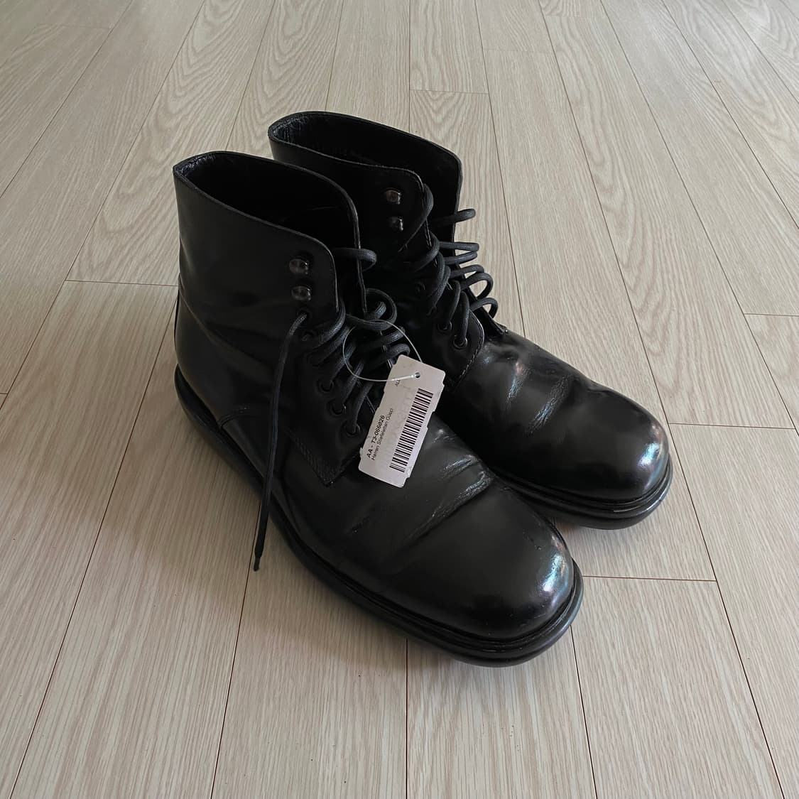 [290] 구찌 폴리쉬드 레더 부츠 상품이미지1