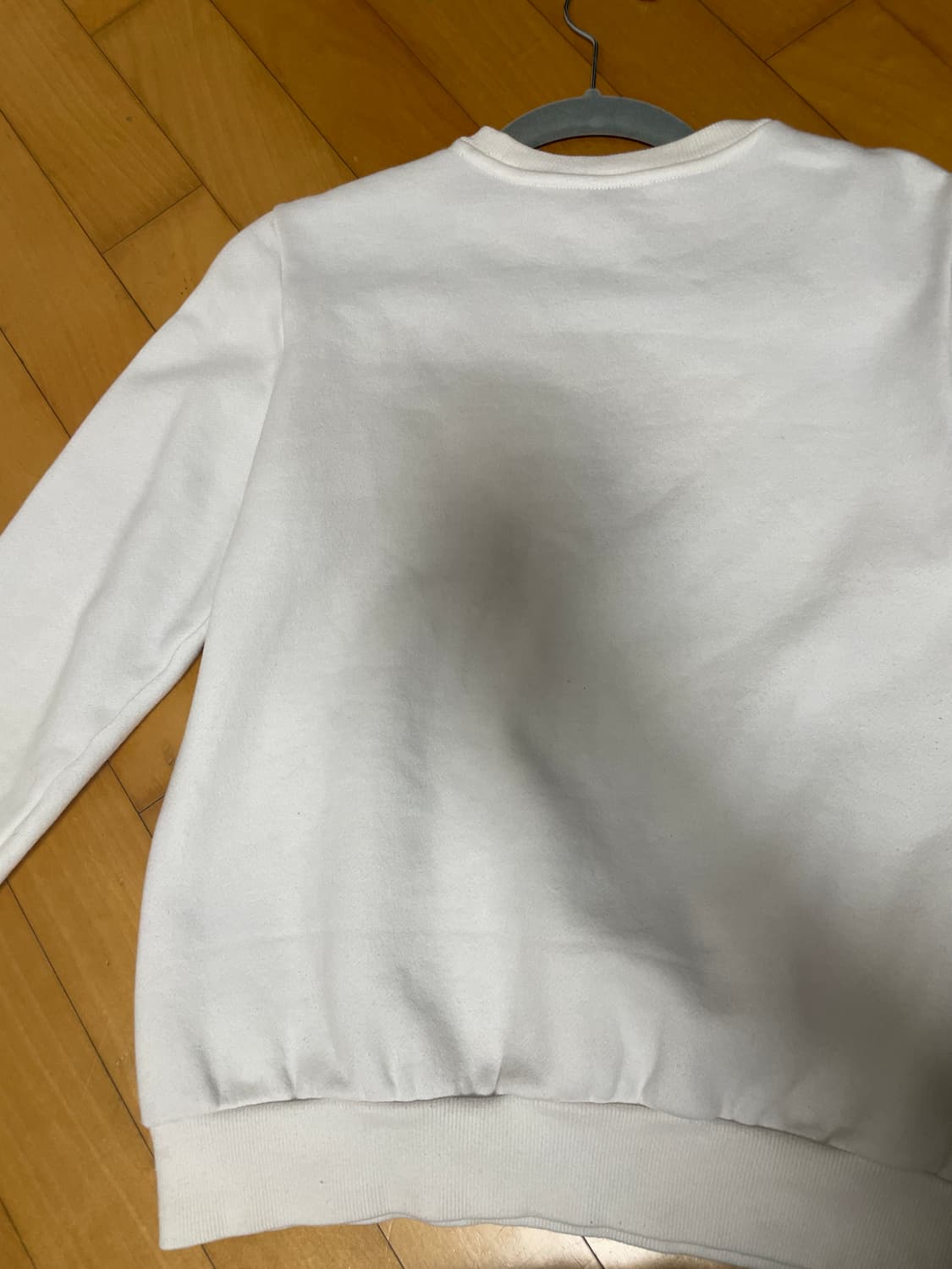 게스 맨투맨 상품이미지4