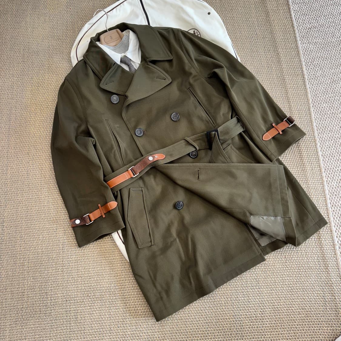 HERMES 에르메스 끝판왕 코트 더블브레스티드 개버딘 카키 올리브  상품이미지2