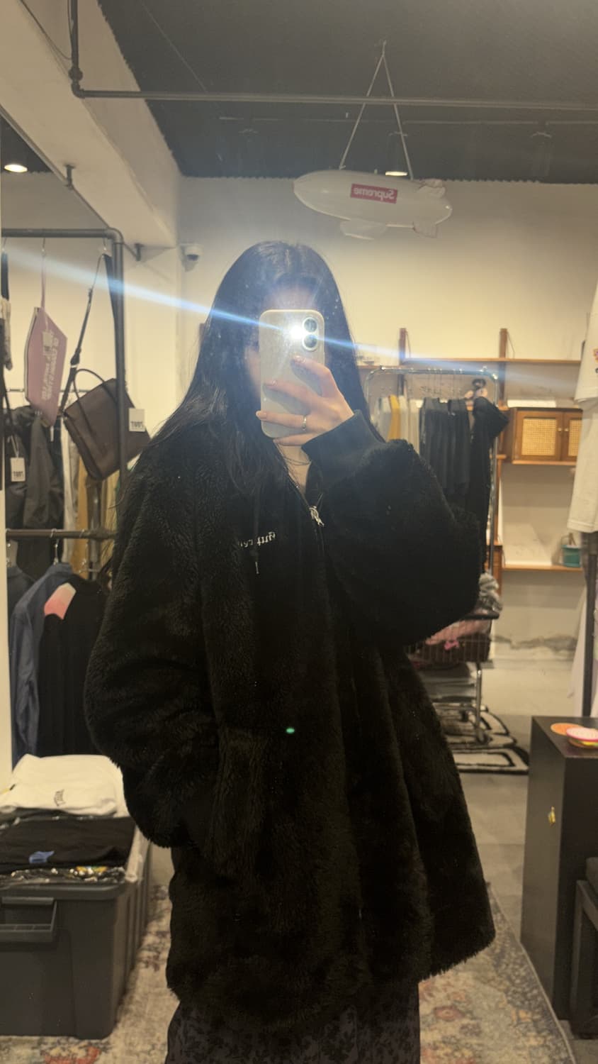 슈프림 Supreme Reversible Sherpa Work Parka 상품이미지2