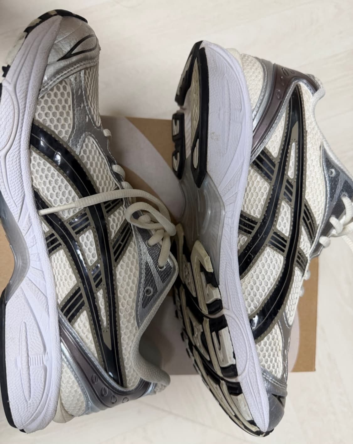 아식스 젤카야노14 크림블랙 265 상품이미지2